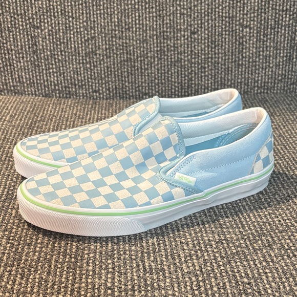 Vans Classic Slip-On Checkerboard Crystal Blue NIB Limited Run Colorway!M8.5/W10 - Picture 1 of 5